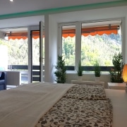 Bad Reichenhall - Apartment house "Am Schroffen" - Jutta Deluxe Apartment 212 - Bed with a view