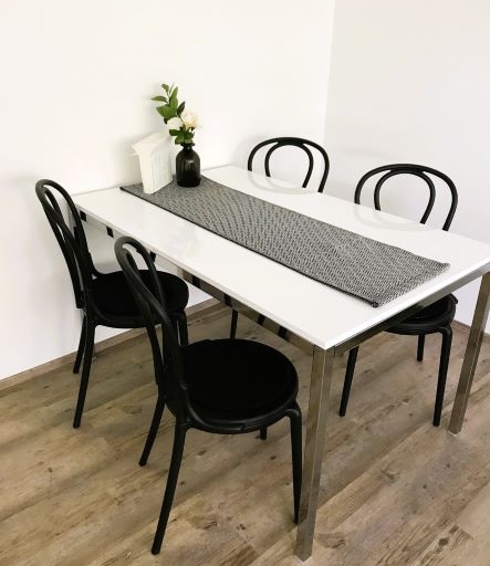 Bad Reichenhall - Apartment house "Am Schroffen" - Jutta Deluxe Apartment 212 - Dining table